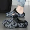 Zuecos Cerrados para Hombre para Verano 2026, Adecuados para Uso en Exteriores, Estudiantes de Secundaria, Adolescentes, Zapatos Deportivos Perforados, Sandalias de Playa, Talla Grande 46