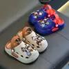 Zuecos infantiles de Nezha, pantuflas de dibujos animados lindas para niños y niñas, antideslizantes, resistentes al desgaste, transpirables, zapatos cerrados para el hogar