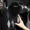 Colete de malha masculino transfronteiriço, roupa masculina casual de negócios, 6% lã, padrão losango jacquard outono e inverno, suéter sem mangas com gola V