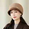 Gorra de Pato de Bloques de Color de Moda para Mujer, Otoño e Invierno, Boina Cálida y Engrosada para Personas de Mediana Edad y Mayores, Hace que la Cara Parezca Más Pequeña, Gorra de Tejido de Lana