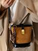 Bolso Sencillo de Otoño Bolso Tote Pequeño para Mujer 2025 Nuevo Bolso Cubo de Aspecto Elegante Bolso Cruzado Casual Acolchado