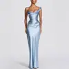 Transfronteiriço 2026 Europeu e Americano Primavera/Verão Novo Estilo Um Ombro Cetim Bodycon Vestido Ins Festa Férias Vestido Feminino