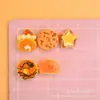 Acessórios de resina para brinquedos de comida em miniatura simulada: donuts, pão, materiais criativos de cola em gel para DIY em formato de estrela
