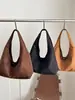 Bolsa de Ombro Única Texturizada da Moda Cor Sólida Chique Bolsa Casual de Primavera Retrô Personalidade Feminina Grande Capacidade Bolsa Tote para o Dia a Dia