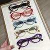 Marco de color con forma de huevo de paloma transfronterizo nuevo, espejo de lectura para ancianos, pata de resorte impresa a cinco colores, gafas de lectura HD al por mayor