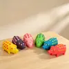Brinquedo de Porco Cachorro com Som, Brinquedo de Mastigar Macio em Formato de Animal de Látex Fofo com Som Alto de Grunhido para Ranger os Dentes e Massagear as Gengivas, Brinquedo Interativo para Alívio do Tédio para Filhotes e Cães Pequenos, Brinquedo Divertido de Porco para Pets Presente de Aniversário Natal