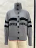 Cardigan Amazon Clássico Listrado com Gola Reversível Suéter Feminino de Comércio Exterior Transfronteiriço Jaqueta de Tricô Fashionável Casual Versátil para Mulheres