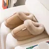 Novas Pantufas de Algodão 2025 para Meninas Outono e Inverno Impermeáveis Quentes Plus Veludo Casuais de Casal para Casa Pantufas Acolchoadas para Homens