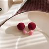 Aretes Rojos Estilo Retro Hong Kong para Mujer 2025 Nueva Moda Elegante Celebridad de Internet Alta Gama Lujo Ligero Aretes de Otoño e Invierno
