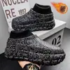 Chinelos de Algodão Masculinos de Inverno com Superfície de Couro, Impermeáveis, Forrados com Lã, Espessos, Botas de Neve Quentes, Calçados de Algodão Preguiçosos para Calçar Facilmente