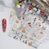 Novos adesivos de nail art para o Festival do Meio Outono apresentando o Coelho de Jade e Chang'e, com o tema "compartilhando a beleza da lua juntos à distância", em um estilo chinês tradicional com motivos florais e lunares