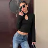 Ropa de mujer transfronteriza 2026 otoño nueva moda ajuste ceñido manga larga adelgazante top sexy camiseta de encaje hueco venta al por mayor