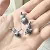 Brincos de Gato Azul Aveludado e Fofo para Mulheres 2025 Novo Estilo Quente Doce Design de Nicho Acessórios