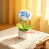 Planta de Rosa Tejida a Mano de Producto Terminado Transfronterizo Decoración del Hogar Flor Artificial Tejida Adorno Mini de Escritorio de Oficina
