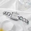 Reloj de pulsera cuadrado incrustado con diamantes para mujer, moderno y a la moda, diseño de nicho, simple y exquisito, con un toque de alta gama, estilo Chanel, en stock
