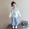 Conjunto de Dos Piezas con Sudadera con Capucha y Cuello de Solapa y Pantalones Deportivos para Niña Dulce Bebé Primavera y Otoño Niña Pequeña Elegante Estampado de Dibujos Animados