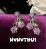 Joyas: Aretes Colgantes de Cristal con Encaje y Moño, Diseño de Alta Gama para Mujeres Ricas, Aretes de Flor de Begonia con Diamantes Brillantes