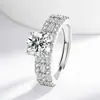 Anillos de Pareja Tk Transmisión en Vivo Más Vendidos Completamente Incrustados de Diamantes de Dos Quilates Chapados en Plata de Ley 925 Estilo Europeo y Americano Personalizado Lujo Ligero Ins Anillo de Zirconia Joyería