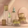 Conjunto de frascos quadrados de vidro em estoque 120ml frascos para loção e essência 50g potes para creme facial materiais de embalagem cosmética