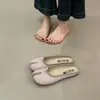 Zapatos Retro de Punta Dividida de Nicho para Mujer 2026 Nuevos Zapatos de Lunares Hada Zapatos de Pezuña de Cerdo Suela Suave Mocasines sin Talón de Punta Cerrada