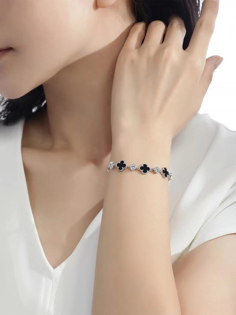 3d019c936a82d3b7d9ded1b142414d