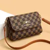 Bolsa Pequena de Couro Genuíno para Mulheres 2023 Verão Nova Bolsa Transversal Versátil de Couro de Vaca Bolsa de Ombro para Idosas e de Meia-Idade Bolsa de Mãe de Couro Macio Bolsa Feminina