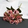 Flores artificiais em cores de outono, gipsofila, pequenas rosas, flores falsas para decoração de sala de estar interna, adereços de fotografia, flores para arranjo de cena de casamento