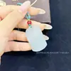 Joyería Colgante con Patrón de Flor Tallada Finamente de Jade Natural Tianshan, Collar Placa Sin Preocupaciones, Venta Directa del Fabricante