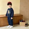 Conjunto de Moletom Versátil com Desenhos Animados para Meninos 2026, Iluminador e Fácil de Combinar, Roupa Confortável para Bebês e Crianças Pequenas