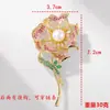 Broche de Diamante Rosa Guofeng para Mujer Lujo y Elegancia Pin de Corsage Versátil Chaqueta de Traje Joyería de Alta Gama