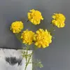 Cenário de Arranjo de Flores Artificiais Amarelas Rosas Falsas Arranjo de Flores Estilo Floresta de Casamento Flores Adereços Decorativos