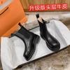 Botas Martin Amanuo de Couro Genuíno Integral para Aumento de Altura para Mulheres, Botas Curtas Chelsea de Solado Grosso, Botas de Chaminé, Aumento de Altura e Emagrecimento