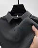 Camisa Polo de Seda Gelada de Secagem Rápida para Homens no Verão, Camiseta Jacquard com Gola Dobrável de Manga Curta, Top Casual de Alta Qualidade com Caimento Leve para Homens