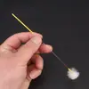 Bastoncillo Reforzado de Pluma de Ganso Plateada con Mango de Bambú, Juego de Herramientas de Limpieza de Oídos de Tamaño Mediano para Eliminar la Cera del Oído con Punta Suave