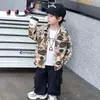 Chaqueta de Graffiti para Niños Otoño Nuevo Estilo 2026 Nuevo Estilo Popular de Este Año Bestseller Moda Infantil Fresco Guapo Manga Larga Top