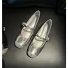 Sapatilhas Baixas Delicadas Estilo Coreano Verão 2025 Novas Sapatilhas Mary Jane Prata Sapatos Femininos de Tira Única Estilo Francês
