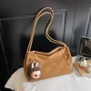 Bolsa Retro Esmerilada para Viajes Cotidianos Otoño e Invierno 2025 Nueva Bolso de Hombro Grande de Capacidad para Mujer Bolsa de Tote para Salidas de Estudiantes Universitarios