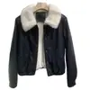 Chaqueta de Cuero con Forro de Lana Estilo Europeo para Mujer Otoño/Invierno 2026, Abrigo Engrosado de Cuero PU, Estilo Corto con Cuello Grande de Piel para Mujeres Pequeñas