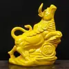 Vaca de Cerâmica Vaso Sanitário Vaso Sanitário Absorvente de Água Decorações para Casa Wangcai Tang Sancai Vaca Amarela Búfalo Ornamentos da Sorte