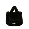 Outono de 2026 Novo Estilo Bolsa de Mão Fofa de Ombro Único Bolsa Tote Transversal Peluda da Moda para Mulheres Bolsa de Pelúcia Texturizada Casual