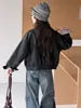 Chaqueta de Cuero para Niñas 2026 Otoño Nuevo Vintage Patchwork Cuadros Abrigo tipo Cárdigan para Niños Mayores