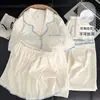Pijama Estilo Coreano Ins Cuadros Azules para Estudiantes Tallas Grandes para Mujer, Estilo Primavera y Verano, Se Puede Usar Afuera, Conjunto Casual de Tres Piezas para Casa