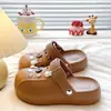 Zapatos perforados estilo Birkenstock de EVA con botones retro creativos, DIY de suela gruesa, ligeros, transpirables, adecuados para uso exterior en verano, pantuflas de punta cerrada para mujer