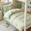 Conjunto de três peças estampado de algodão puro de alta qualidade estilo Ins para dormitório estudantil, lençol de solteiro e lençol com elástico de algodão, atraente