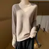 Blusa feminina de gola V, sem costura, macia e modeladora, de manga longa, para usar como base