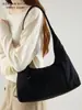 Moda Otoño/Invierno 2026 Nuevo Bolso de Axila Retro de Nailon para Mujer Estilo Coreano Transfronterizo Casual Versátil Bolso de Mano Bolso de Hombro