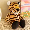 JSQTOYS linda muñeca de peluche león elefante ciervo Tigre animal de la selva muñeca fabricantes al por mayor