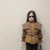 Traje Acolchado Grueso Nuevo para Niñas Otoño e Invierno 2022 con Chaleco de Solapa Grande, Camisa Base Forrada de Polar y Pantalones Acampanados Engrosados