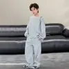 Conjunto de Moletom com Capuz de Manga Longa para Meninos Outono 2026 Novo Estilo Versão Coreana para Meninos Médios e Mais Velhos Primavera e Outono Esportivo Casual Conjunto de Duas Peças