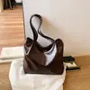 Bolsa Tote Simple 2026 Piel Encerada al Aceite Bolso Retro para Mujer Tendencia Gran Capacidad Moda para Viajar Otoño Hombro Único Nuevo Estilo